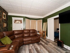 3647 W 47th St, Unit Down in Cleveland, OH - Building Photo - Building Photo