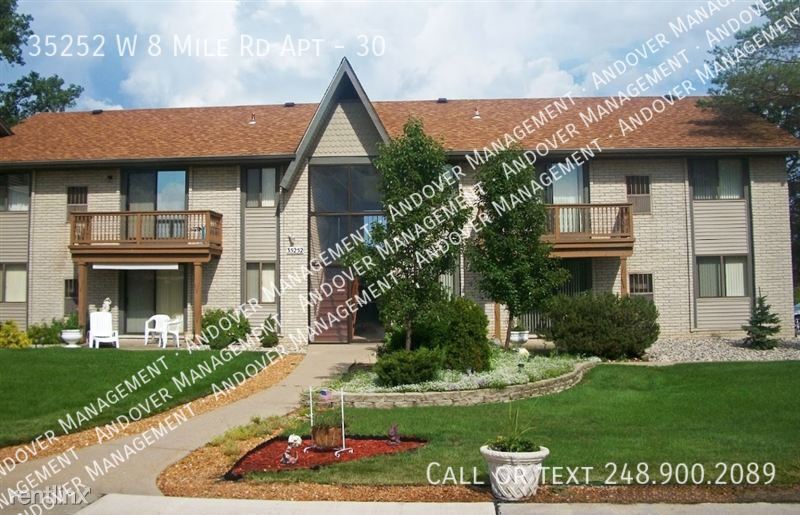 35252 W 8 Mile Rd, Unit 30 in Farmington Hills, MI - Building Photo