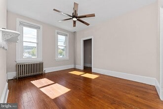 345 Hall St in Phoenixville, PA - Building Photo - Building Photo