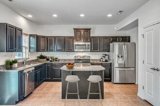 290 Cobblestone Landing in Mount Juliet, TN - Building Photo - Building Photo