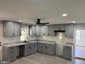 370 Mill Rd in Reinholds, PA - Building Photo - Building Photo