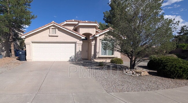 property at 9800 Kokopelli Dr NW