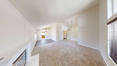 980 Creston Way in Beaumont, CA - Building Photo - Building Photo
