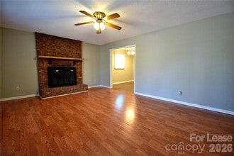 237 Moorefield Dr in Matthews, NC - Building Photo - Building Photo