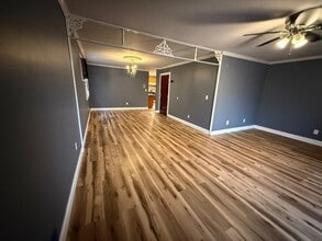 19 Roosevelt Ave in Jersey City, NJ - Building Photo - Building Photo