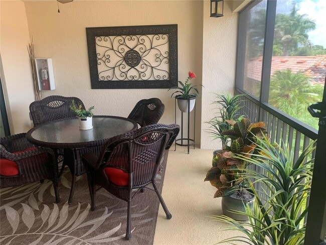 7225 River Hammock Dr, Unit 202 in Bradenton, FL - Foto de edificio - Building Photo