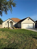 17 Violet Ave in McAllen, TX - Building Photo