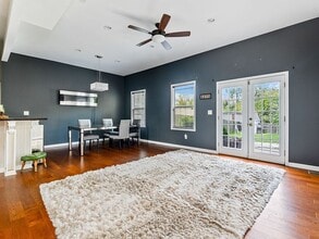 1449 Mellwood Ave in Louisville, KY - Foto de edificio - Building Photo
