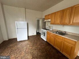 1016 Pine St in Darby, PA - Building Photo