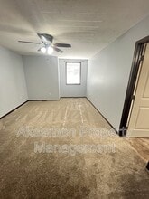 5306 41st St in Columbus, NE - Foto de edificio - Building Photo