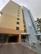 218 NW 12th Ave in Miami, FL - Building Photo