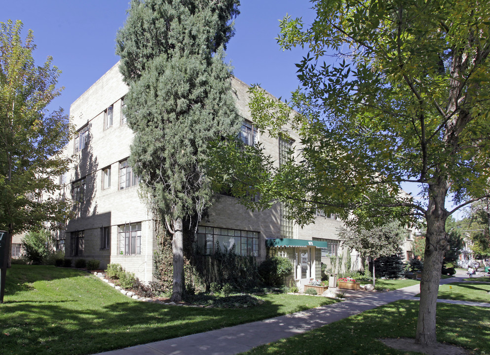 The Panama Apartments in Denver, CO - Building Photo