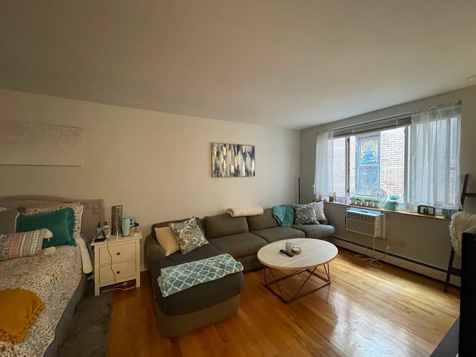 515 W Wrightwood Ave, Unit 310 in Chicago, IL - Foto de edificio