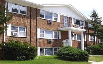 10114 Hartford Ct Apartments