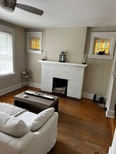 7725 Arthur Ave, Unit 1 in Richmond Heights, MO - Foto de edificio - Building Photo