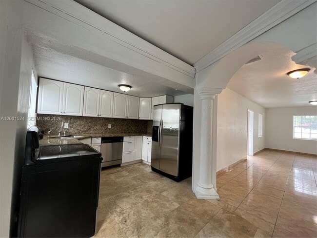 property at 9870 Nicaragua Dr