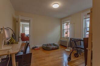 58-60 Colborne Rd, Unit 58 in Boston, MA - Foto de edificio - Building Photo