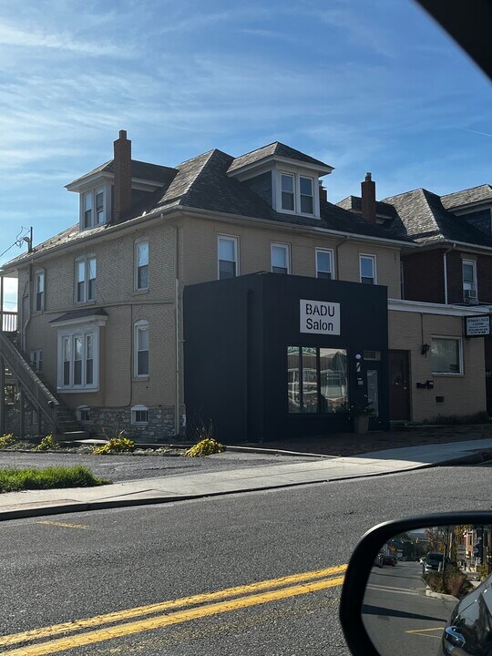 434 Market St in Lemoyne, PA - Building Photo