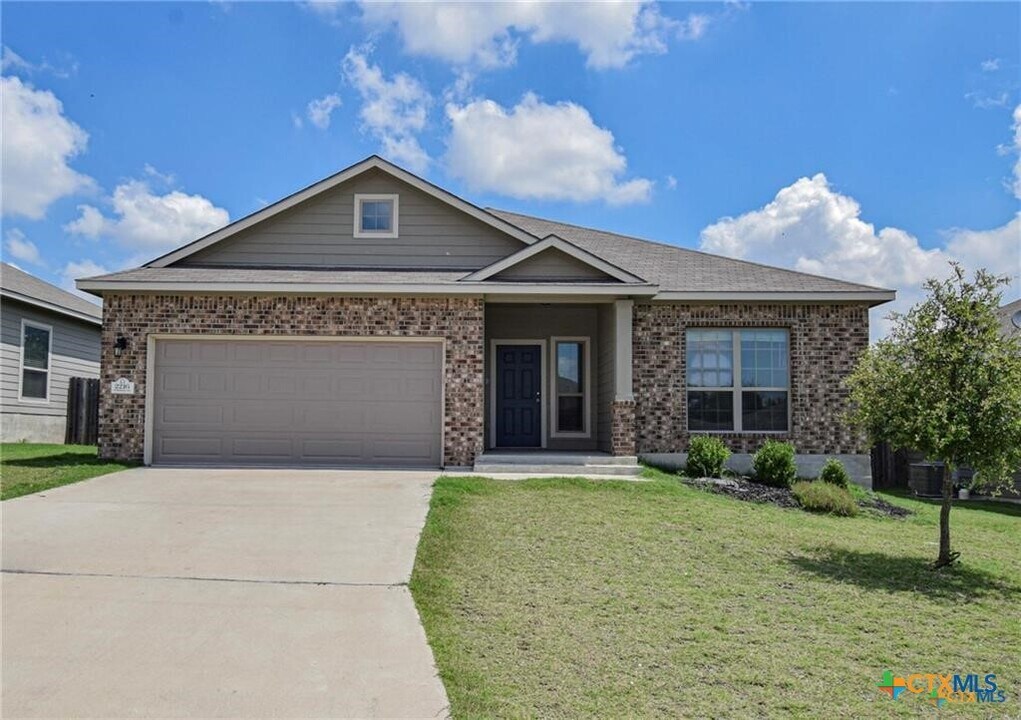 2216 Vicksburg Ln in Temple, TX - Building Photo