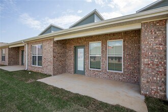 1040 Seaborn Wy in Pea Ridge, AR - Building Photo - Building Photo