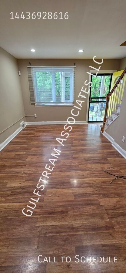 2820 Edgecombe Cir S in Baltimore, MD - Building Photo - Building Photo