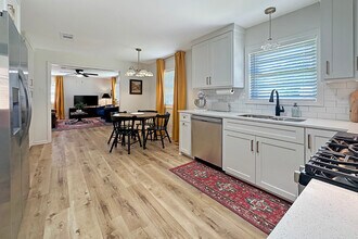 204 Dianne St in West Monroe, LA - Foto de edificio - Building Photo