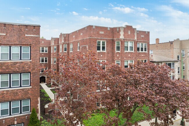 5638-5642 N Kimball Ave