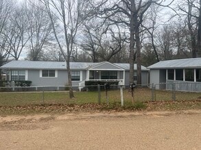 2140 Hickory St in Mabank, TX - Building Photo - Building Photo