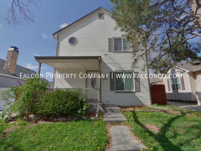 property at 6157 Desoto Dr