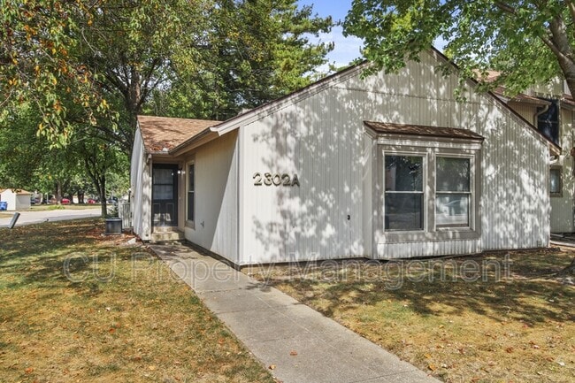 property at 2302A Melrose Dr