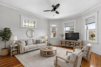 2085 Centre St in Boston, MA - Building Photo - Building Photo