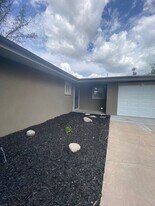 1501 S Pennsylvania Ave in Roswell, NM - Building Photo