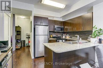 25 Cole St in Toronto, ON - Building Photo - Building Photo