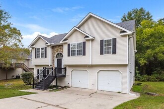 7872 Newport Dr in Douglasville, GA - Building Photo - Building Photo