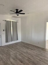 33495 Cathedral Canyon Dr in Cathedral City, CA - Building Photo - Building Photo