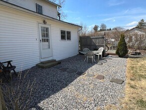 97 Cottage Rd in Madison, CT - Building Photo - Building Photo