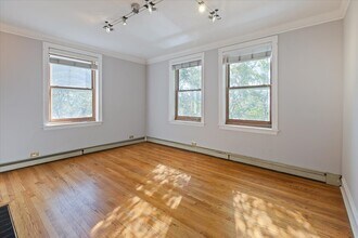 630 W Waveland Ave in Chicago, IL - Building Photo - Building Photo