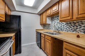 4535 N O'Connor Rd in Irving, TX - Building Photo - Building Photo