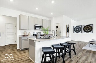 3867 Andean Ct in Bargersville, IN - Building Photo - Building Photo