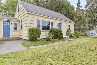 5805 Brockport Spencerport Rd in Brockport, NY - Building Photo - Building Photo
