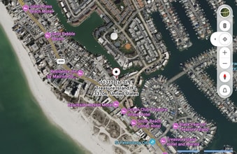 11715 1st St E in Treasure Island, FL - Building Photo - Building Photo