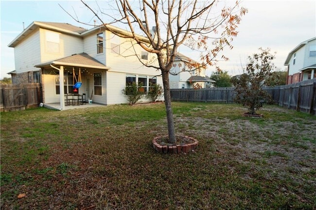 11008 Crazy Well Dr in Austin, TX - Building Photo - Building Photo