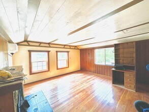 21745 S Lewellen Rd in Beavercreek, OR - Building Photo - Building Photo