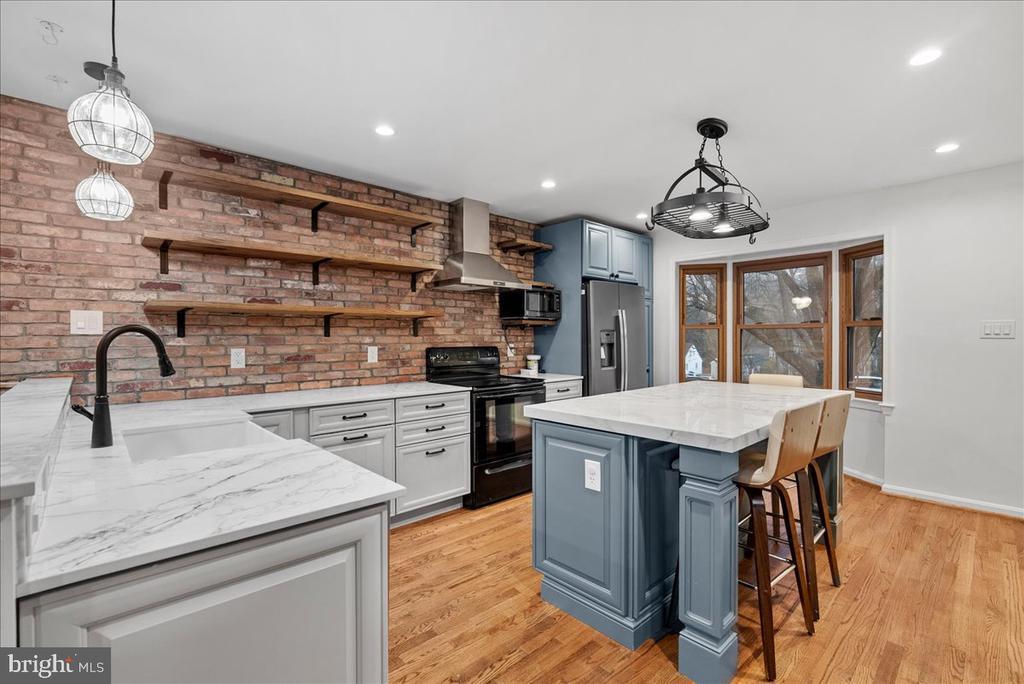 625 N Abingdon St in Arlington, VA - Building Photo