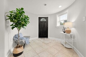 1819 1st St NW in Washington, DC - Building Photo - Building Photo