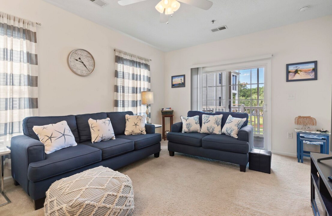 2090 Cross Gate Blvd in Myrtle Beach, SC - Building Photo