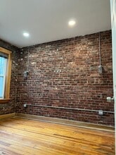 34-32 38th St in Queens, NY - Building Photo - Building Photo