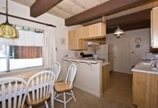 479 Capri Dr in South Lake Tahoe, CA - Building Photo - Building Photo