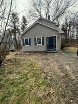 16 Winslow Ave in Northampton, MA - Building Photo