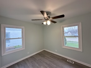 508 Kenyon Ave in Romeoville, IL - Building Photo - Building Photo